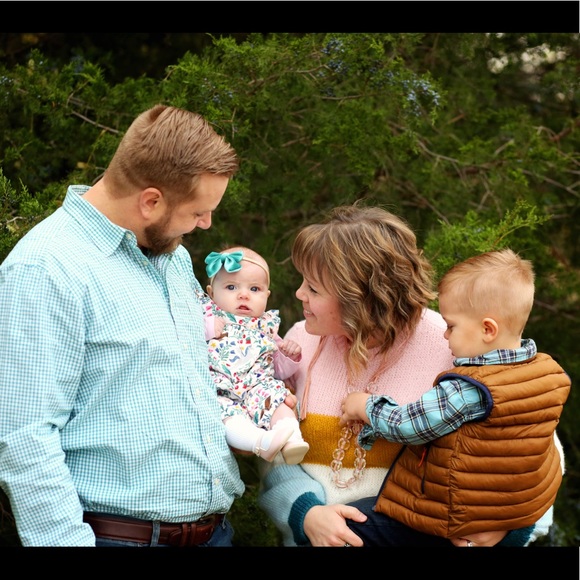 Meet your Posher, Deidre - Picture 2 of 2